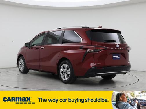 2025 Toyota Sienna Limited