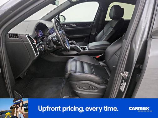 2022 Porsche Cayenne Coupe