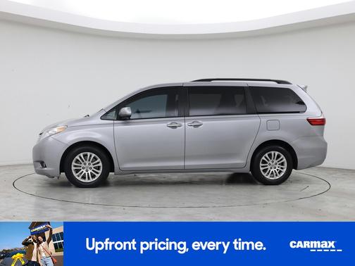 2017 Toyota Sienna XLE