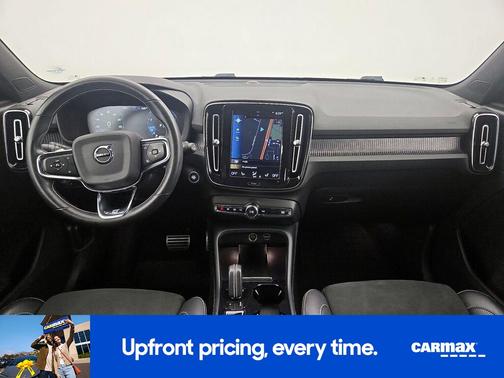 2019 Volvo XC40 T5 R-Design