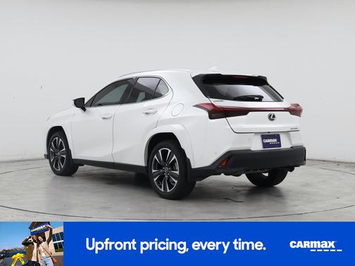 White 2024 Lexus UX 250h Premium