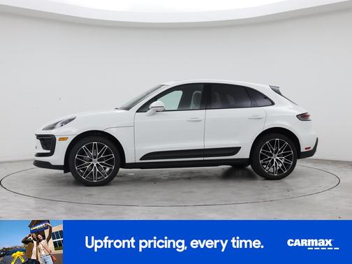 White 2022 Porsche Macan