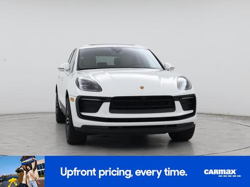 White 2022 Porsche Macan