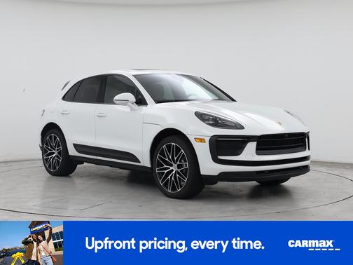 White 2022 Porsche Macan
