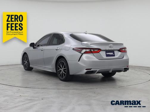 Silver 2023 Toyota Camry SE
