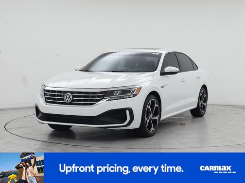 White 2022 Volkswagen Passat R-Line