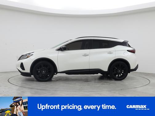 White 2022 Nissan Murano SV