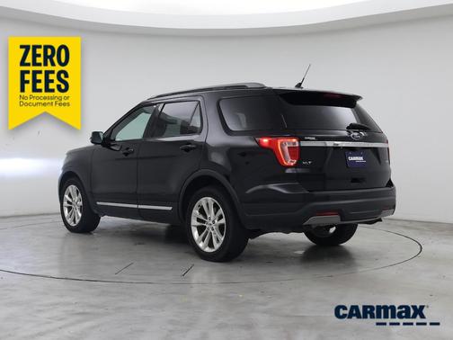 Black 2019 Ford Explorer XLT