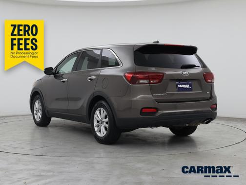 Brown 2019 Kia Sorento LX