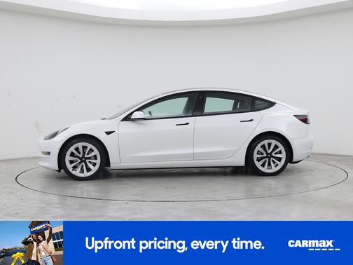 White 2022 Tesla Model 3