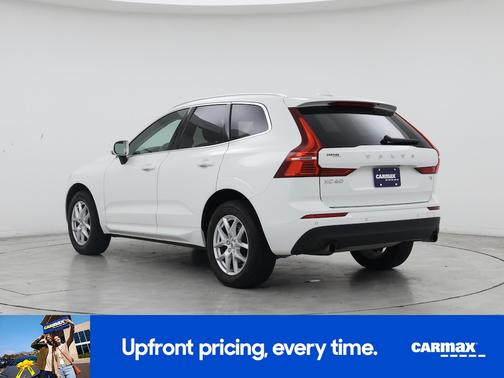 White 2020 Volvo XC60 T5 Momentum