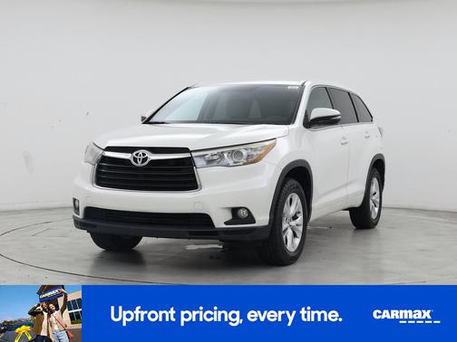 White 2015 Toyota Highlander LE Plus