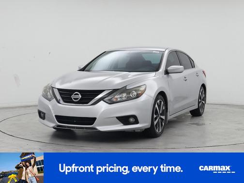 Silver 2016 Nissan Altima SR
