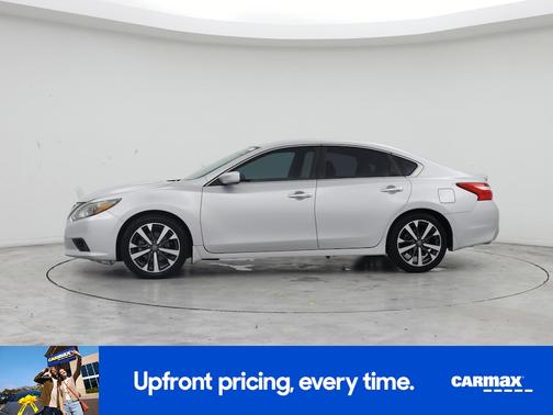 Silver 2016 Nissan Altima SR