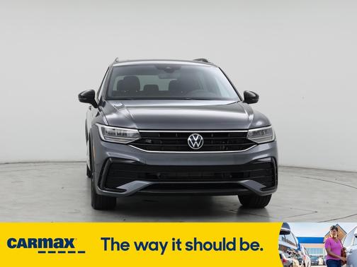 2022 Volkswagen Tiguan SE R-Line Black