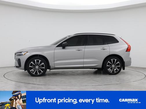 2024 Volvo XC60 B5 Plus Dark Theme