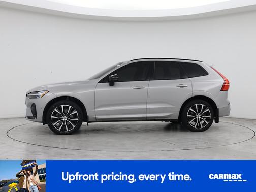 2024 Volvo XC60 B5 Plus Dark Theme
