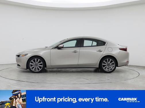 Tan 2022 Mazda Mazda3 Select