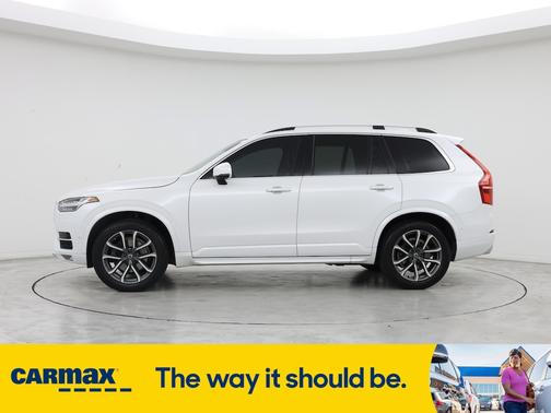 2018 Volvo XC90 T6 Momentum