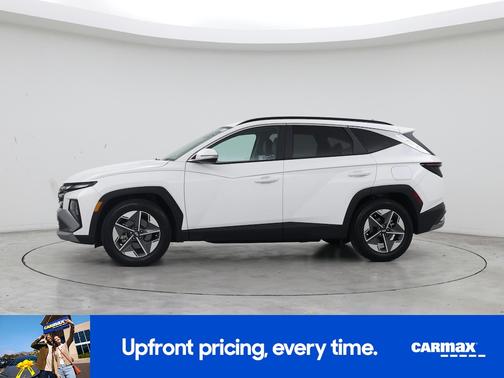 White 2025 Hyundai TUCSON SEL Convenience