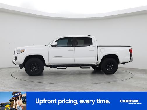 White 2022 Toyota Tacoma SR5