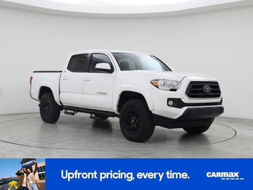 White 2022 Toyota Tacoma SR5