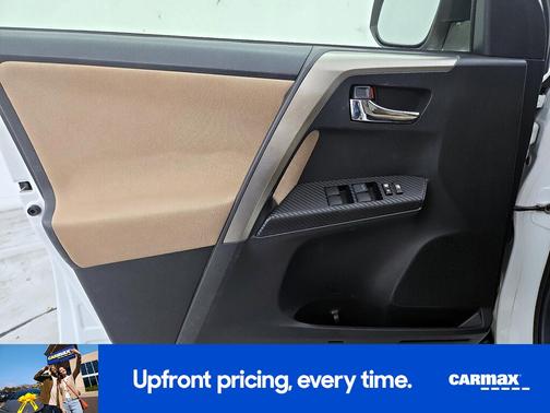 White 2015 Toyota RAV4 XLE