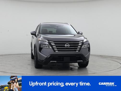 Gray 2024 Nissan Rogue Platinum