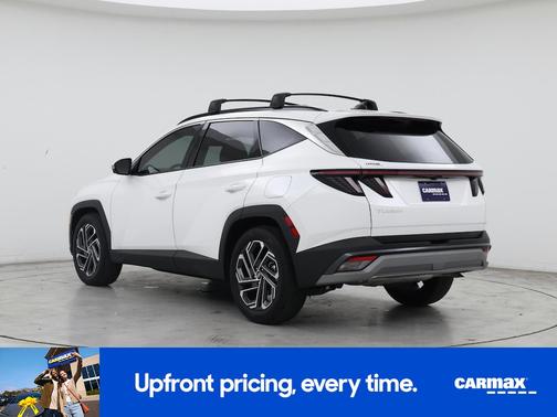White 2025 Hyundai TUCSON Limited