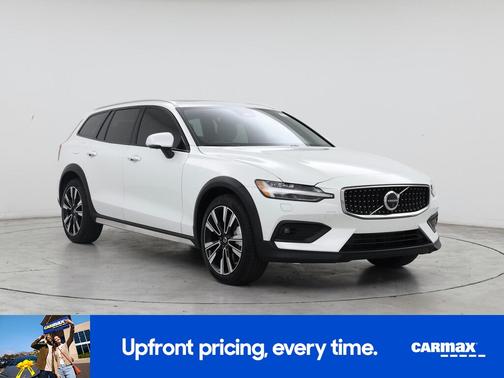 2026 Volvo V60 Cross Country B5 Ultra