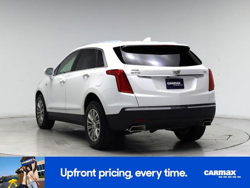 White 2018 Cadillac XT5 Luxury