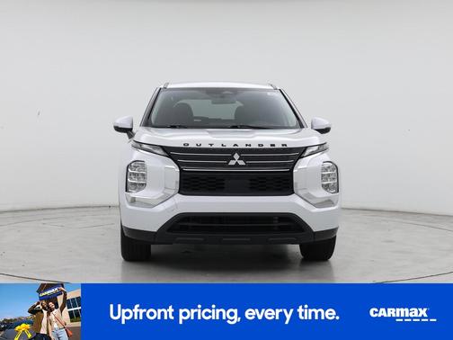 2024 Mitsubishi Outlander ES