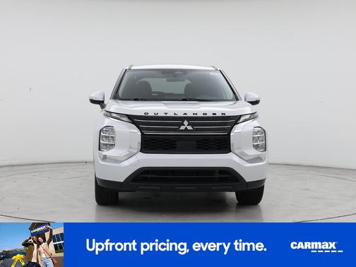 2024 Mitsubishi Outlander ES