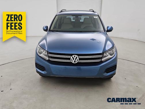 Blue 2017 Volkswagen Tiguan S