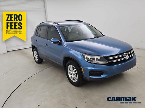 Blue 2017 Volkswagen Tiguan S