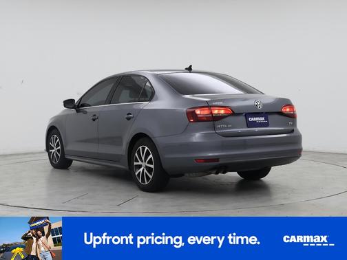 Gray 2017 Volkswagen Jetta SE