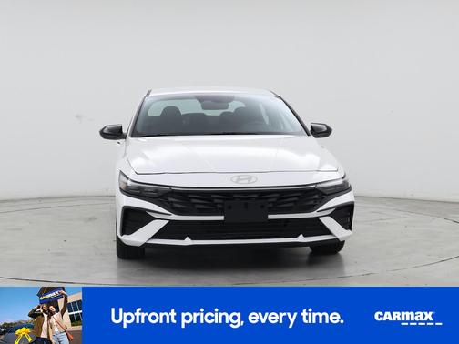 White 2025 Hyundai ELANTRA SEL Sport