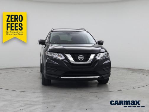 Black 2019 Nissan Rogue SV