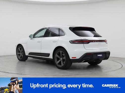 White 2023 Porsche Macan