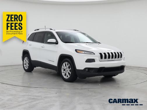 White 2017 Jeep Cherokee Latitude