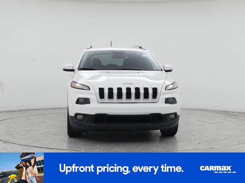 White 2017 Jeep Cherokee Latitude