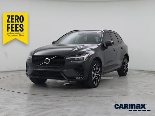 Gray 2024 Volvo XC60 B5 Plus Dark Theme