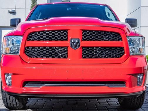 Photo 2 of 35 of 2013 RAM 1500 Tradesman