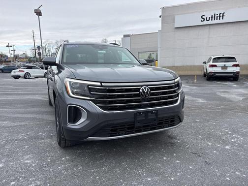 2025 Volkswagen Atlas 2.0T SE w/Technology 4MOTION