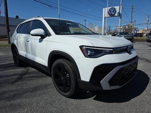 2026 Volkswagen Taos SEL