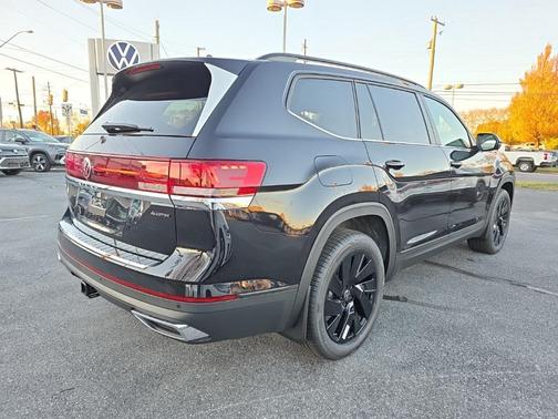 2026 Volkswagen Atlas 2.0T SE w/Technology 4MOTION