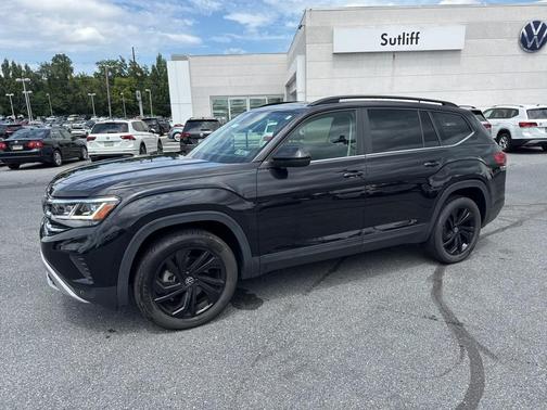 2022 Volkswagen Atlas 3.6L SE w/Technology