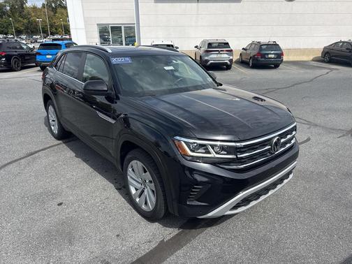 2022 Volkswagen Atlas Cross Sport 2.0T SE w/Technology 4MOTION