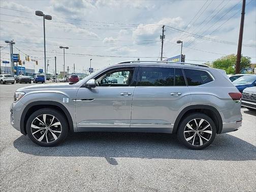 2025 Volkswagen Atlas 2.0T SEL Premium R-Line 4MOTION