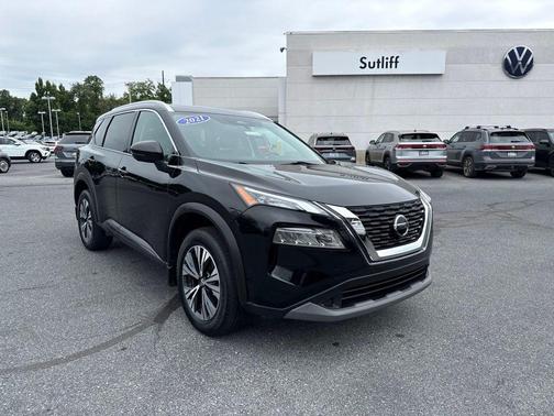 Super Black 2021 Nissan Rogue SV